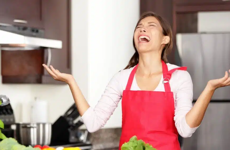 woman chef crying