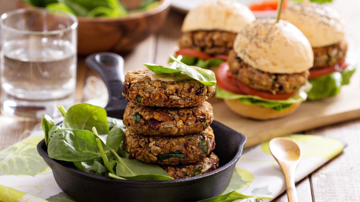 Vegan Burger with beans and vegetable