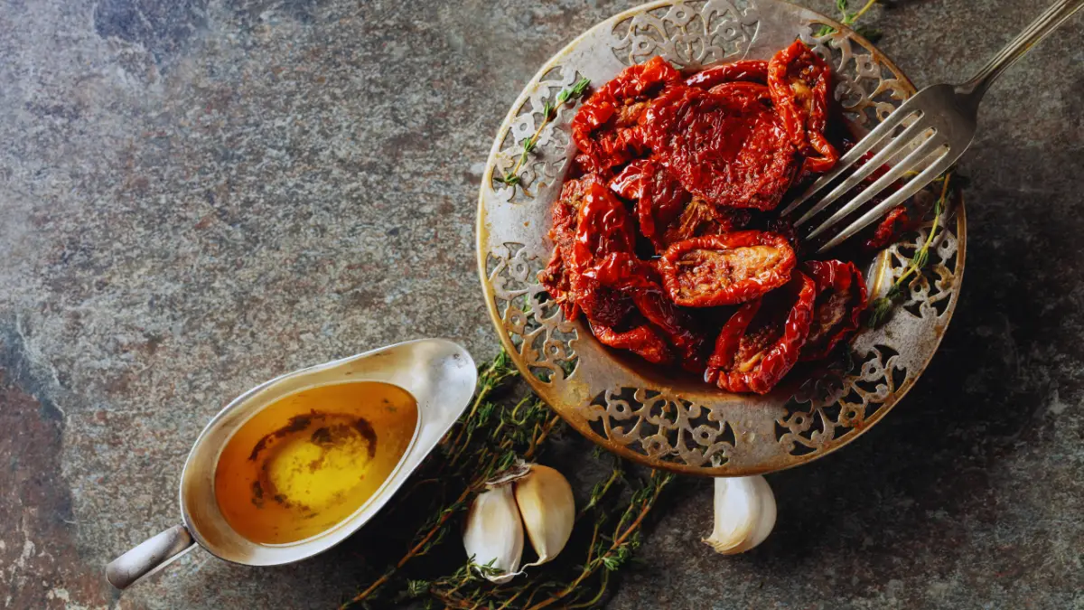 Sun-dried Tomatoes in Olive Oil