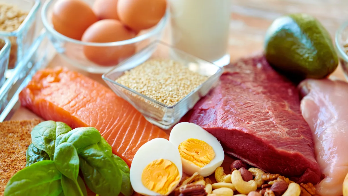 Eat a Protein-Rich Breakfast Before 8:30 a.m.
