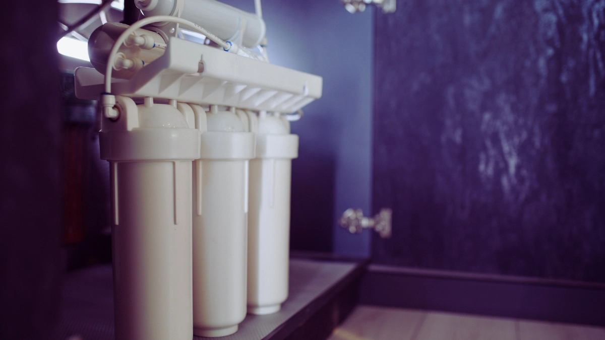 Only Two Filter Types Actually Remove Minerals (And You Probably Have One)