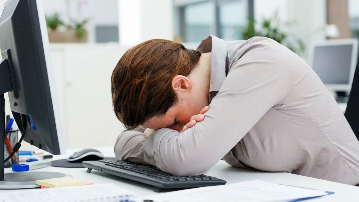 The Vitamin Deficiency 42% of Adults Have That’s Linked to Chronic Fatigue (Are You Getting Enough)