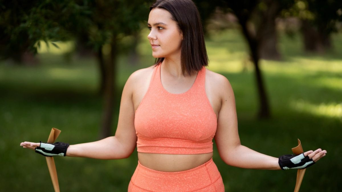 10 Foods That Balance Hormones For Women Over 40 — and 3 Endocrine Disruptors to Avoid, According to OB-GYNs