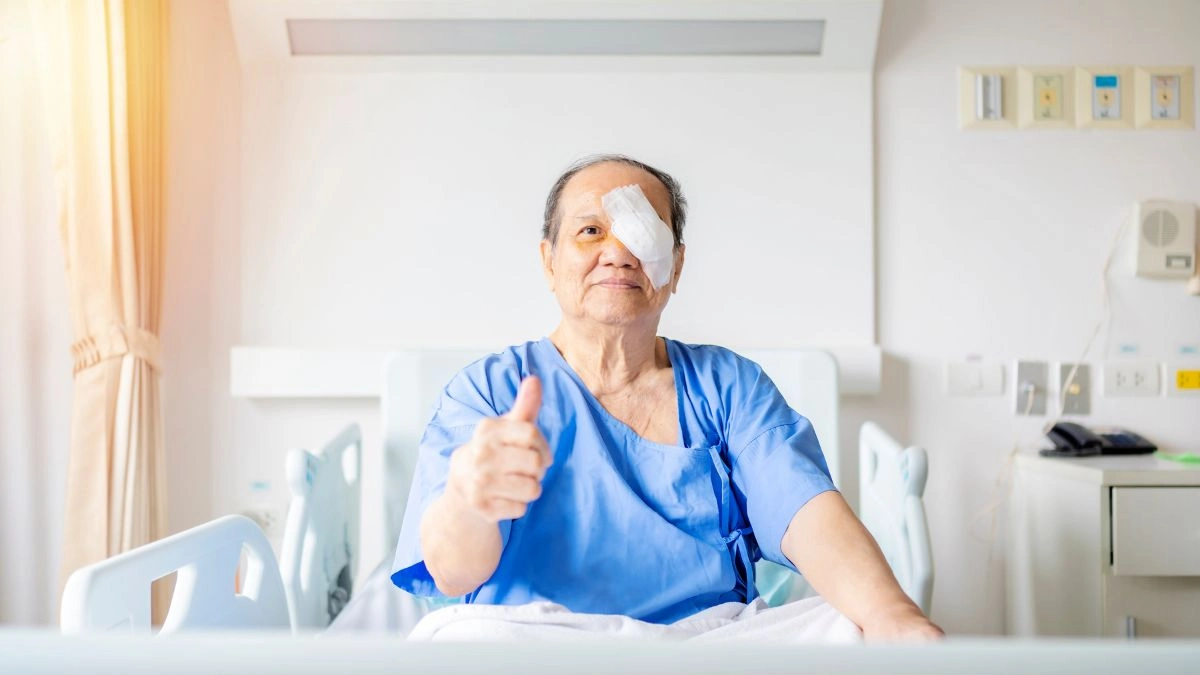 Cataract Surgery Is Linked To A 30% Lower Dementia Risk. Here's What Researchers Found.