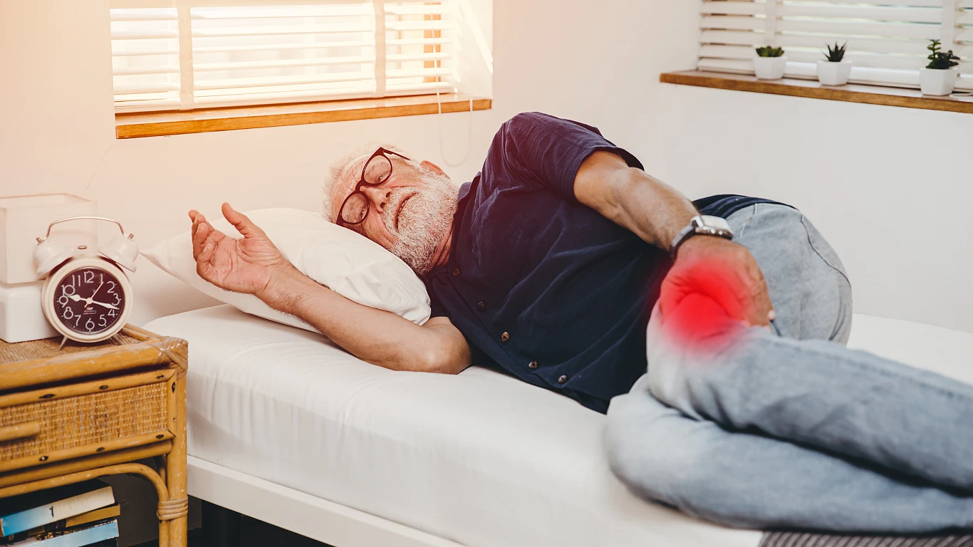 This Single Bed Exercise Strengthens Your Legs Faster Than Walking 100X